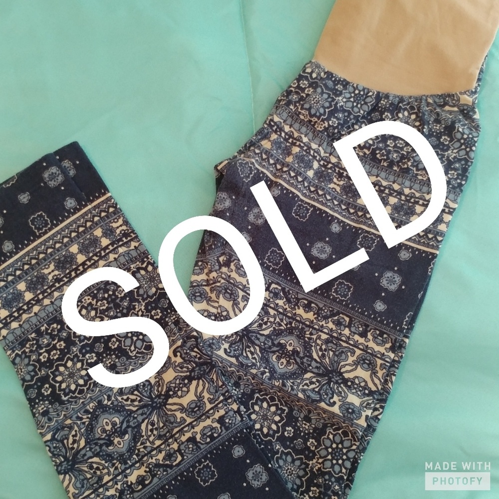 Motherhood Maternity Leggings